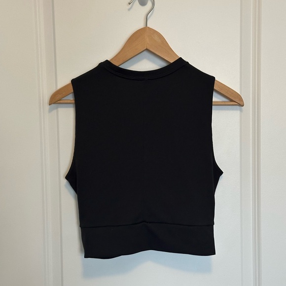 Nike Women’s Black Dri-FIT Twist-Front Sleeveless Top - Picture 5 of 8